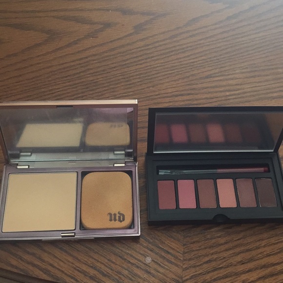 Makeup Bundle - Picture 6 of 8